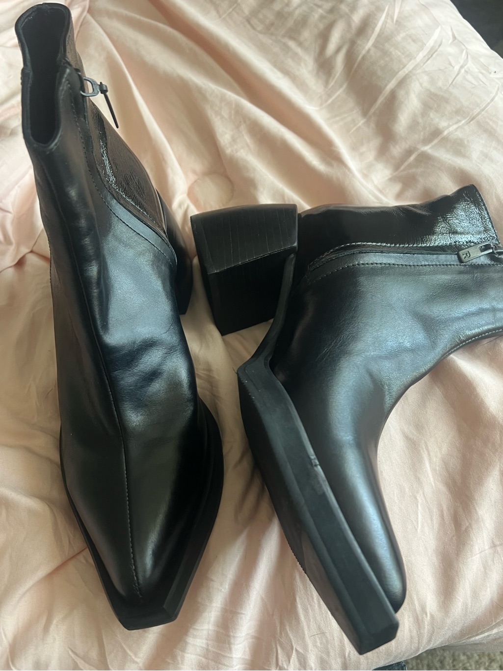 Women’s Nwot Rotunda Catalpa Boots In Black Eu38/Us 8 — image 2 of 4